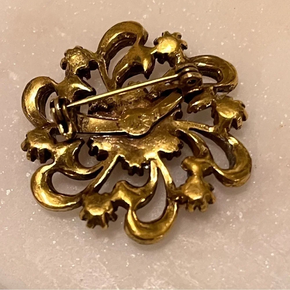 Vintage Purple Rhinestone Brooch Pin with Blue and Pearl Accents